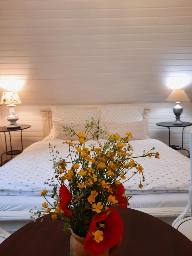 Piac Vendeghaz Hotel Kaptalantoti ภายนอก รูปภาพ